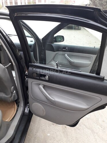 Volkswagen Jetta 2002, 209,000 km - 1.8 l - Gəncə