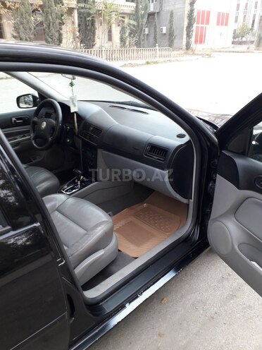 Volkswagen Jetta 2002, 209,000 km - 1.8 l - Gəncə