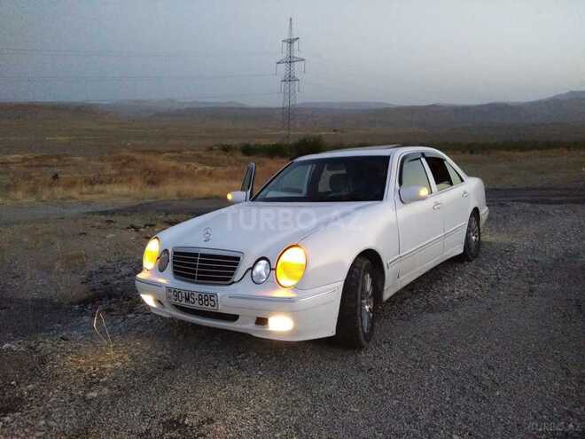 Mercedes E 220 1998, 330,000 km - 2.2 l - Bakı
