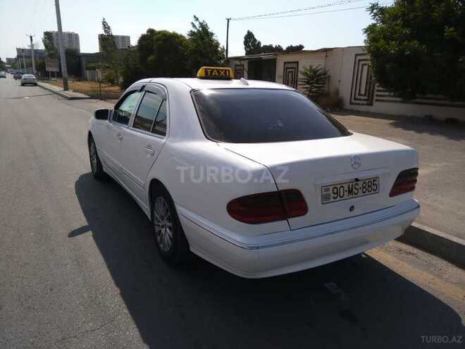 Mercedes E 220 1998, 330,000 km - 2.2 l - Bakı