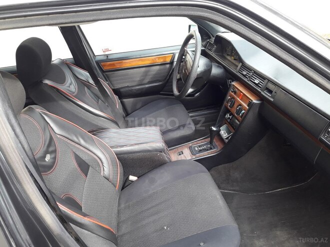 Mercedes E 230 1992, 270,000 km - 2.3 л - Bakı