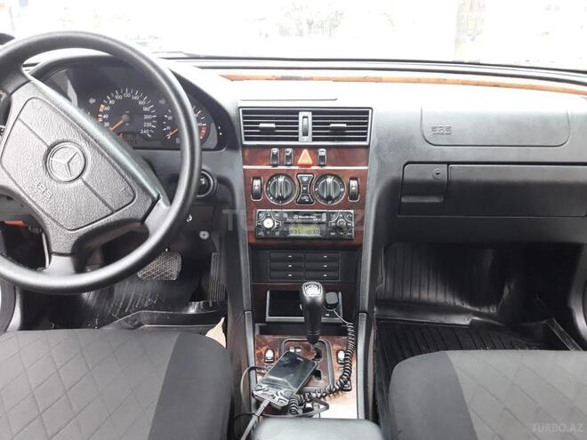 Mercedes C 180 1999, 263,000 km - 1.8 l - Yevlax