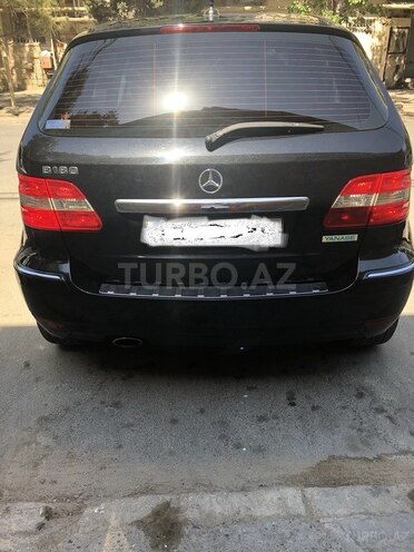 Mercedes B 180 2009, 94,000 km - 1.8 l - Bakı