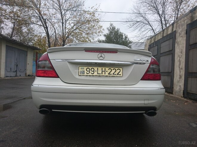 Mercedes E 350 2008, 208,000 km - 3.5 l - Bakı