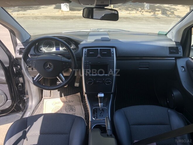 Mercedes B 180 2009, 94,000 km - 1.8 l - Bakı