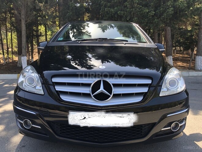 Mercedes B 180 2009, 94,000 km - 1.8 l - Bakı