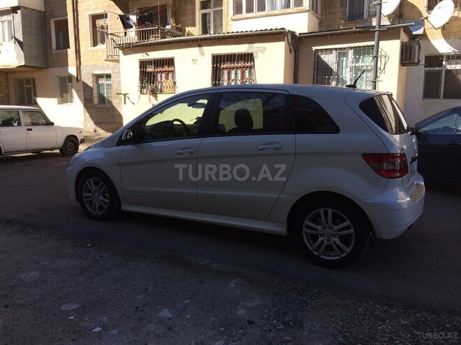 Mercedes B 170 2008, 121,000 km - 1.7 l - Bakı