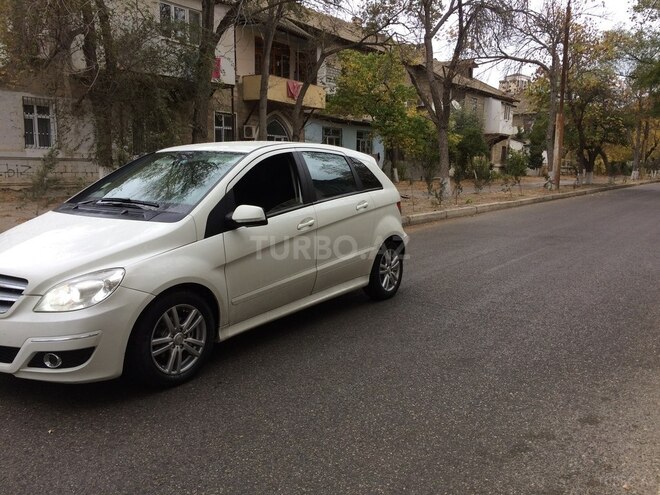 Mercedes B 170 2008, 121,000 km - 1.7 l - Bakı