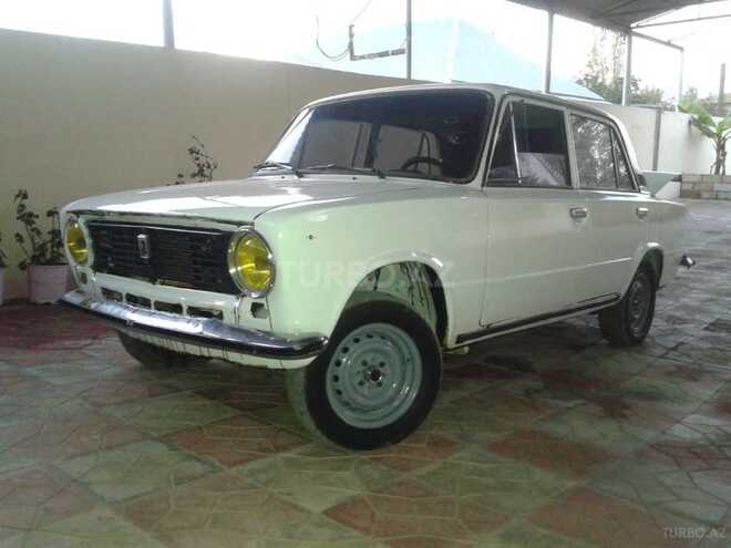 LADA (VAZ) 21011 1981, 300,000 km - 1.3 l - Biləsuvar