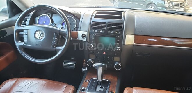 Volkswagen Touareg 2007, 185,700 km - 4.2 l - Xırdalan