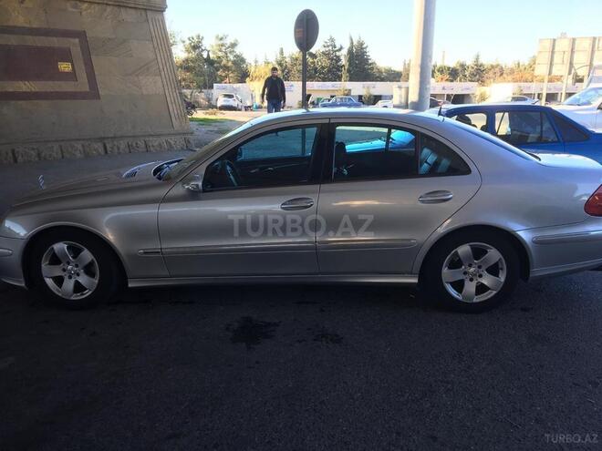 Mercedes E 240 2002, 281,000 km - 2.6 л - Bakı