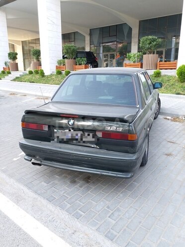 BMW 320 1985, 185,000 km - 2.5 l - Bakı