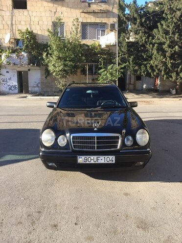 Mercedes E 240 1999, 406,000 km - 2.4 l - Bakı