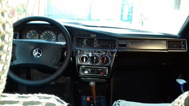 Mercedes 190 1992, 230,421 km - 2.0 l - Bakı