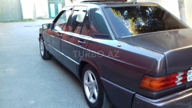 Mercedes 190 1992, 230,421 km - 2.0 l - Bakı