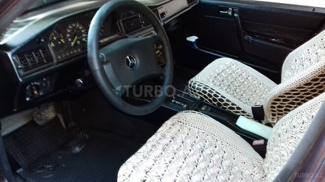 Mercedes 190 1992, 230,421 km - 2.0 l - Bakı