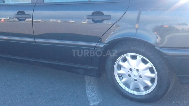 Mercedes C 200 2000, 278,523 km - 2.0 l - Bakı