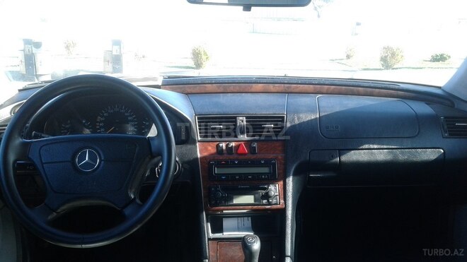 Mercedes C 200 2000, 278,523 km - 2.0 l - Bakı