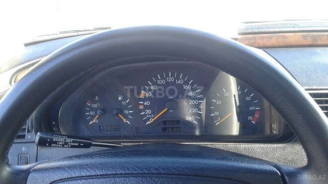 Mercedes C 200 2000, 278,523 km - 2.0 l - Bakı