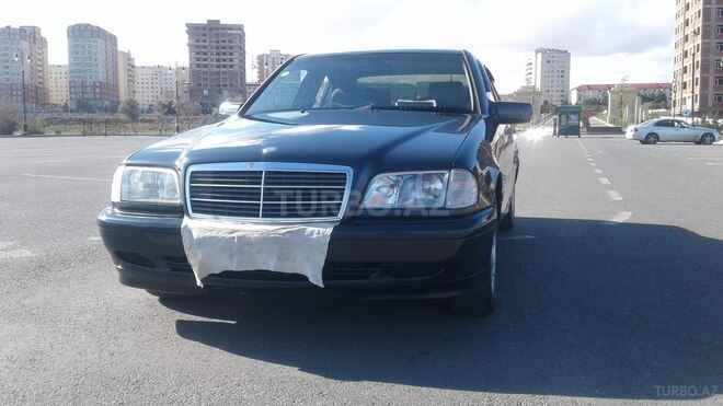 Mercedes C 200 2000, 278,523 km - 2.0 l - Bakı