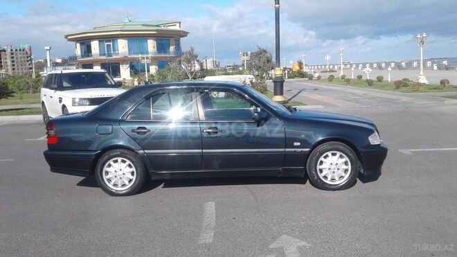 Mercedes C 200 2000, 278,523 km - 2.0 l - Bakı