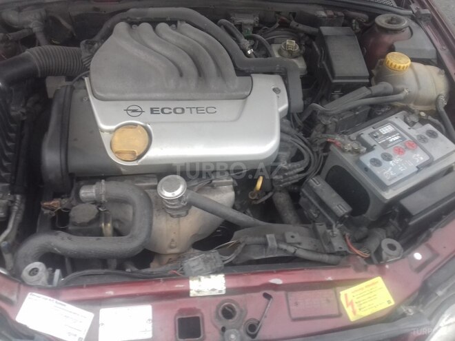 Opel Vectra 1995, 3,240,000 km - 1.6 л - Zaqatala