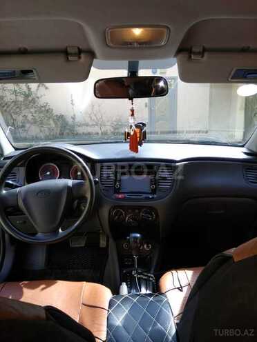 Kia Rio 2011, 180,000 km - 1.4 l - Bakı
