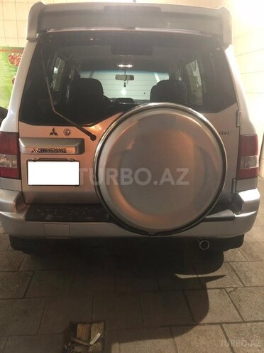 Mitsubishi Pajero io 2003, 246,000 km - 2.0 l - Bakı