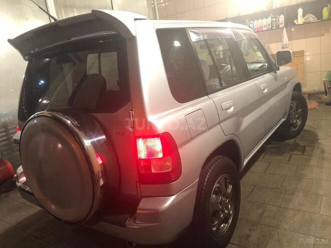 Mitsubishi Pajero io 2003, 246,000 km - 2.0 l - Bakı