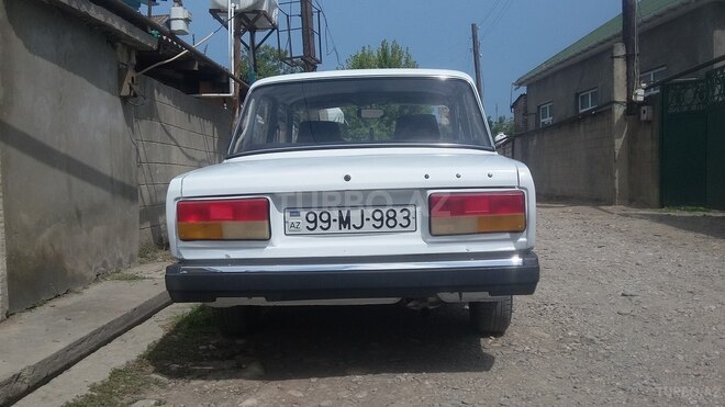 LADA (VAZ) 2107 2004, 280,000 km - 1.6 l - Xudat