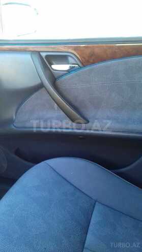 Mercedes E 220 1999, 43,500 km - 0.2 л - Bakı