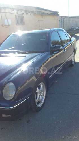 Mercedes E 220 1999, 43,500 km - 0.2 л - Bakı