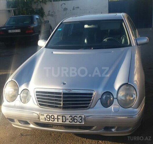 Mercedes E 220 1999, 527,000 km - 2.2 л - Bakı