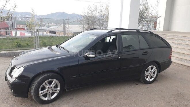 Mercedes C 220 2005, 280,000 km - 2.2 л - Gədəbəy