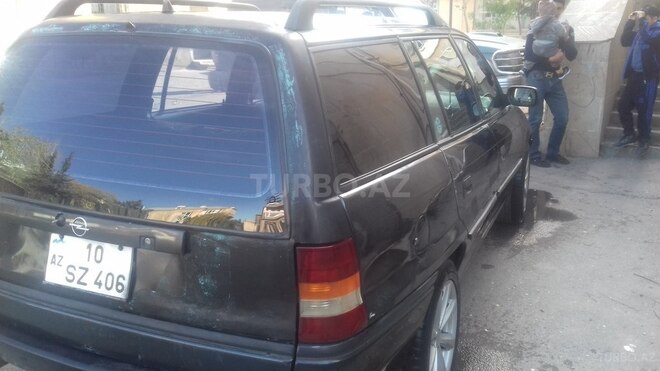 Opel Astra 1997, 317,000 km - 1.8 l - Bakı