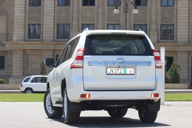 Toyota Prado 2017, 7,990 km - 4.0 л - Bakı
