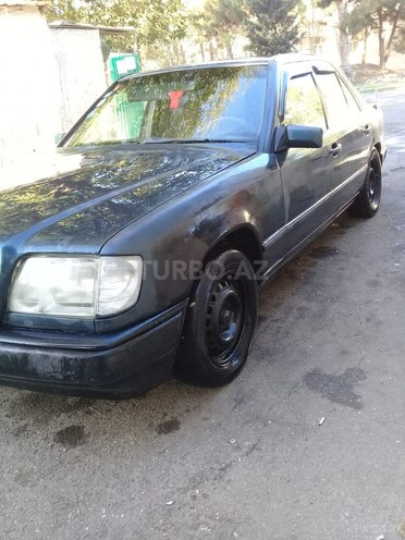 Mercedes E 230 1987, 280,000 km - 2.3 l - Bakı