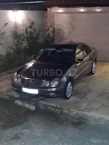 Mercedes E 220 2008, 253,000 km - 2.2 л - Bakı
