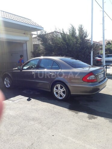 Mercedes E 220 2008, 253,000 km - 2.2 л - Bakı