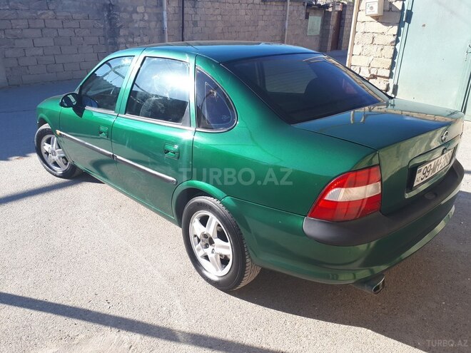 Opel Vectra 1996, 433,500 km - 2.0 л - Bakı