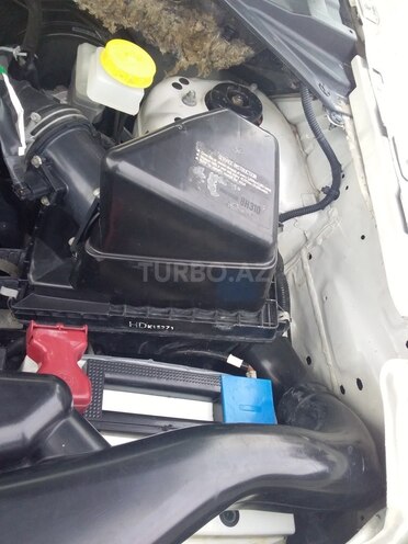 Nissan X-Trail 2011, 32,580 km - 0.3 l - Salyan