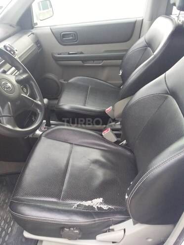 Nissan X-Trail 2011, 32,580 km - 0.3 l - Salyan