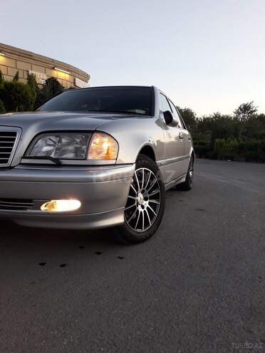 Mercedes C 230 1999, 179,000 km - 2.3 l - Bakı