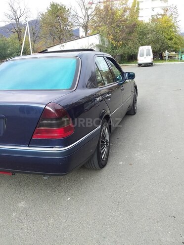 Mercedes C 280 1996, 302,000 km - 2.8 л - Qəbələ