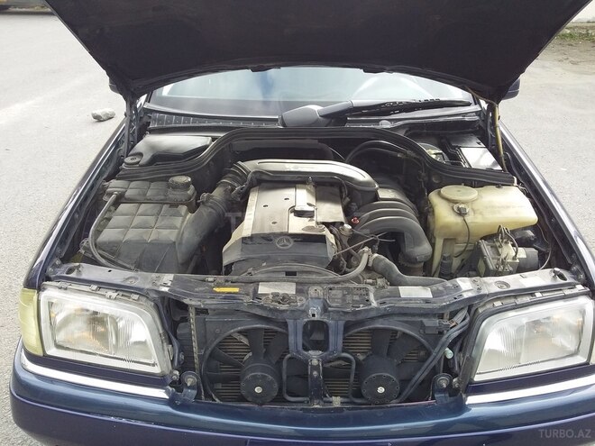 Mercedes C 280 1996, 302,000 km - 2.8 л - Qəbələ