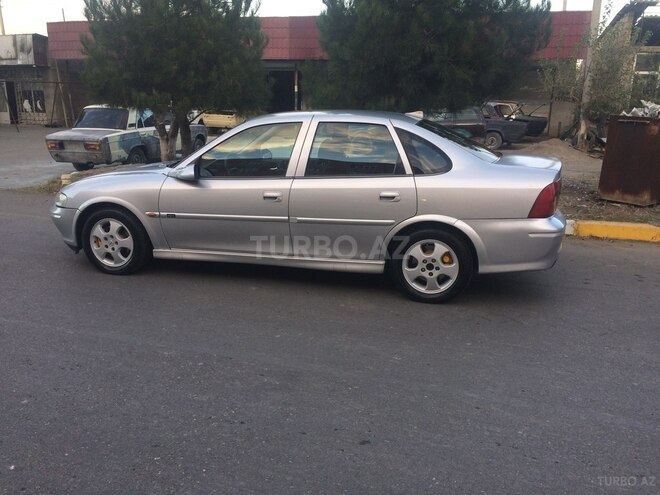 Opel Vectra 1999, 320,000 km - 1.6 l - Goranboy