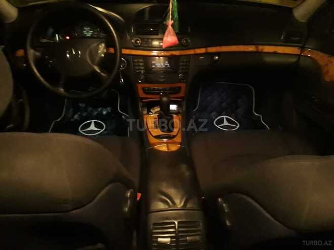 Mercedes E 240 2002, 204,000 km - 2.4 л - Gəncə