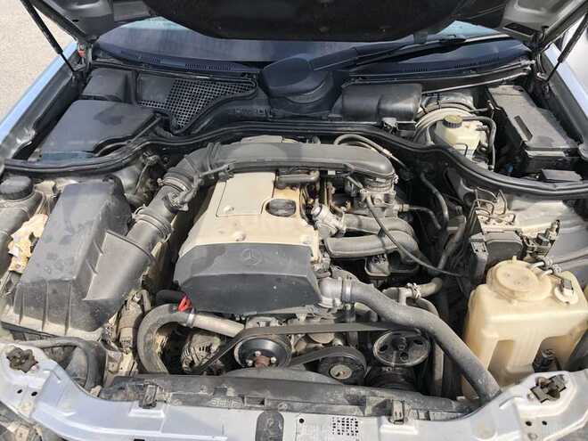 Mercedes E 200 2000, 300,000 km - 2.0 l - Masallı