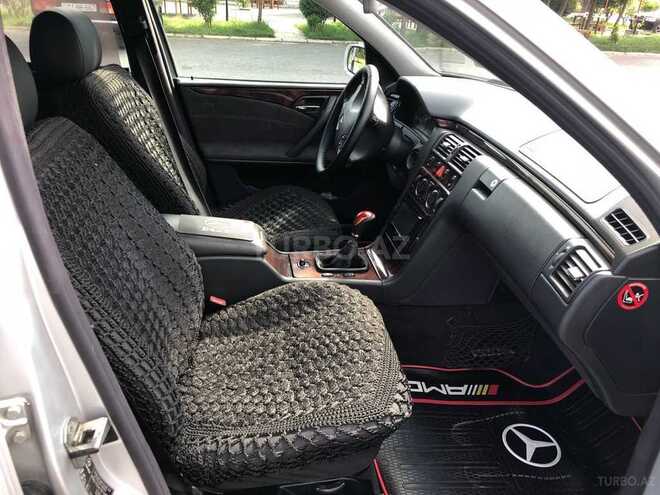 Mercedes E 200 2000, 300,000 km - 2.0 l - Masallı