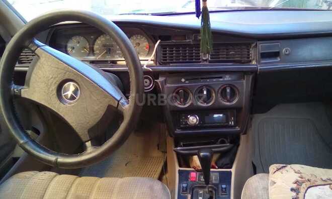 Mercedes 190 1988, 380,566 km - 2.0 l - Bakı